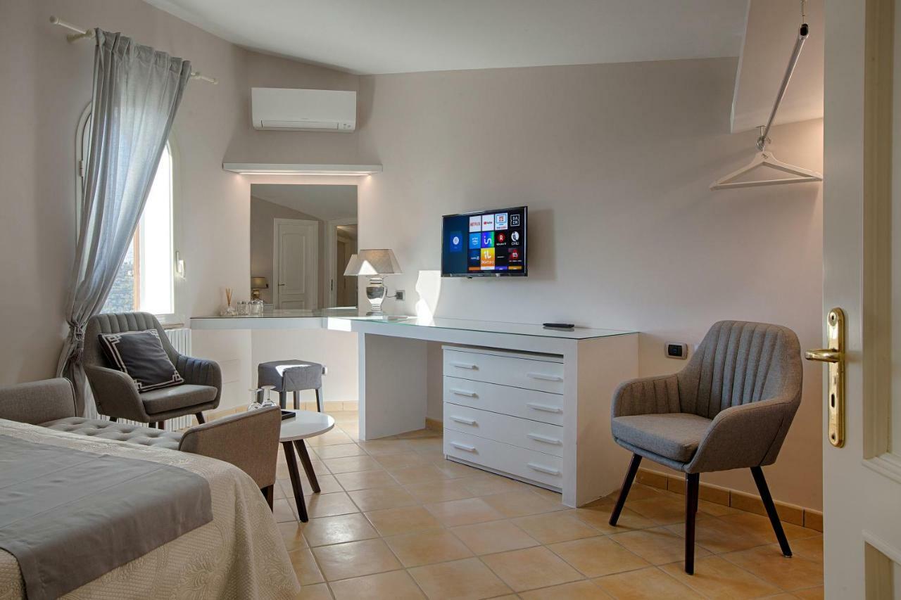 Villa Spartano Sant'Agata Sui Due Golfi Massalubrense ماسّا لوبْرينسِ المظهر الخارجي الصورة
